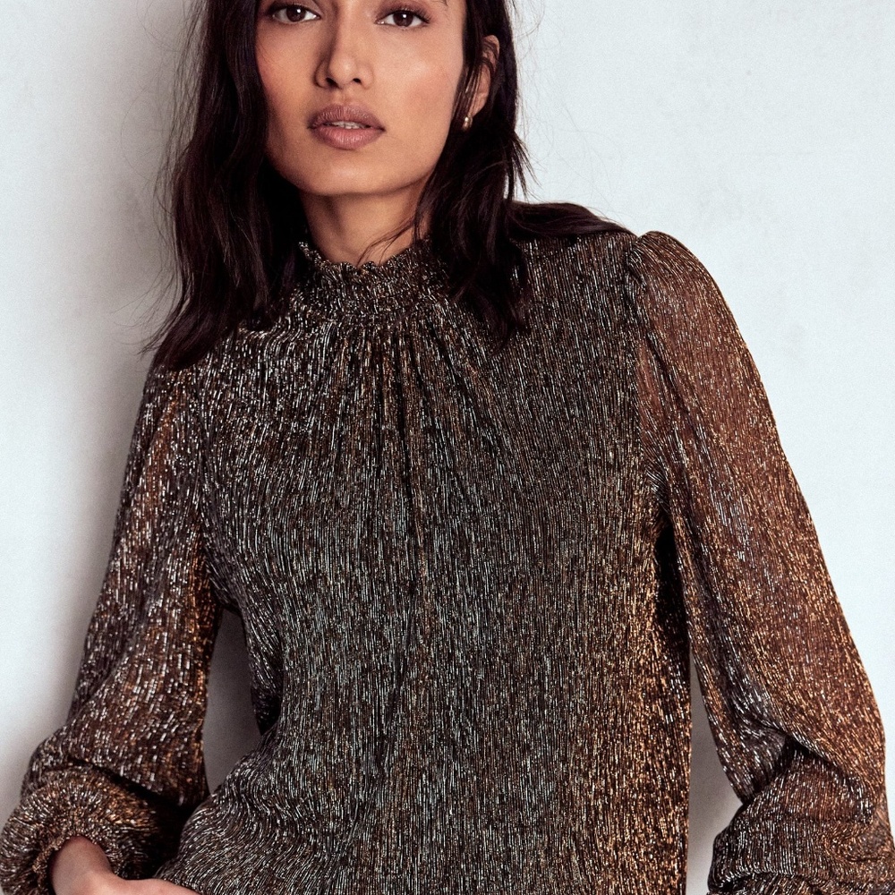 Boden Smocked Neck Metallic Shimmer Plisse Top Size 10